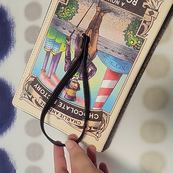 NWT Charlie and The Chocolate Factory Book Purse - Picture 6 of 6